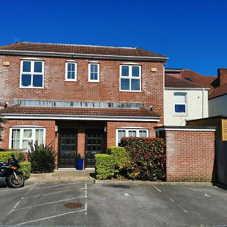 Apartamento Poseidon Friends Bournemouth Exterior foto